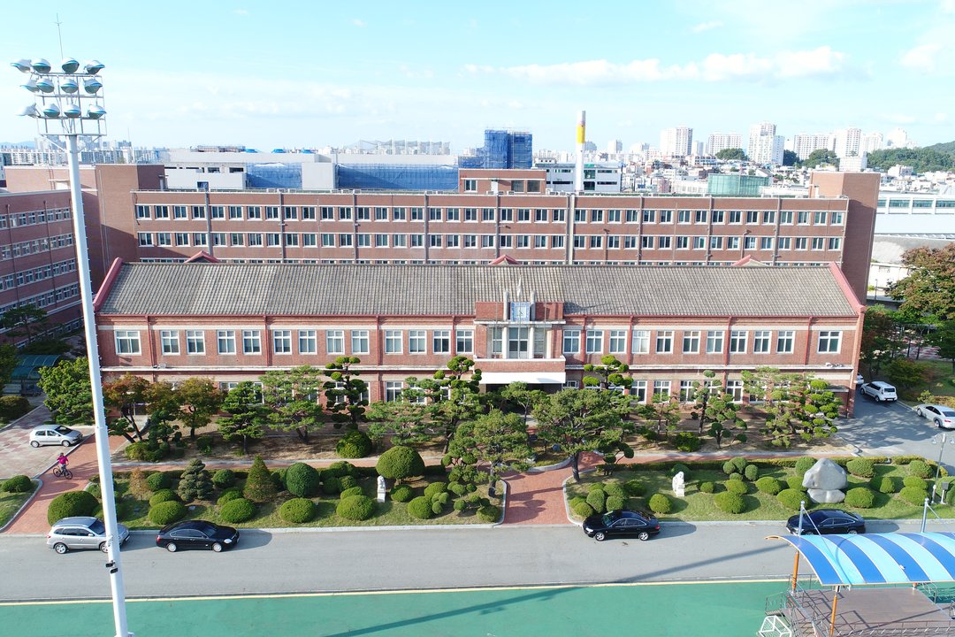 청주 대성고등학교 본관