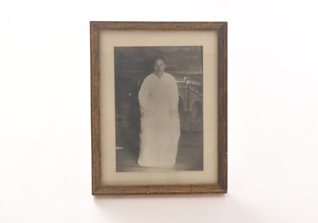 부인 김아지 사진