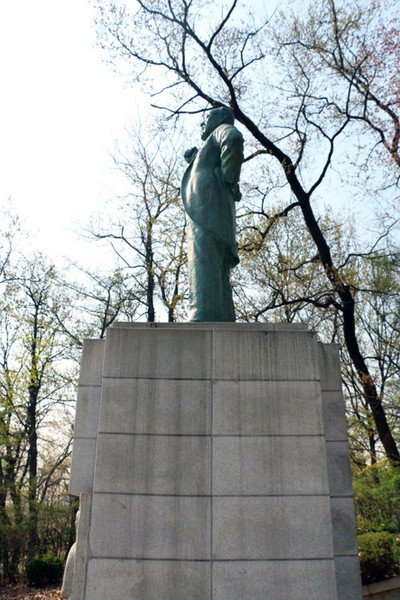 남강 이승훈선생 동상 사진